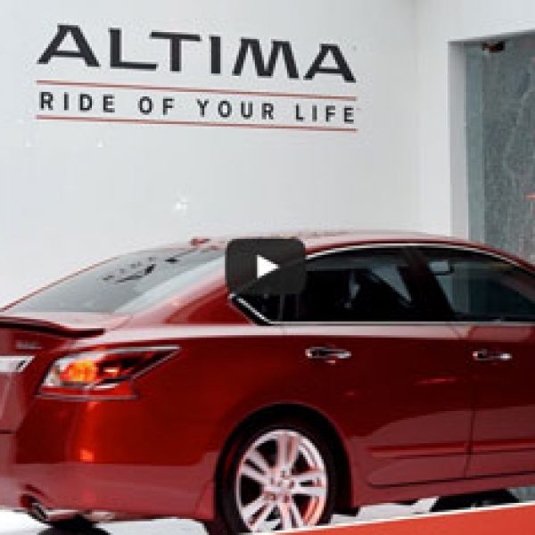 Win a 2015 Nissan Altima 3.5 SL