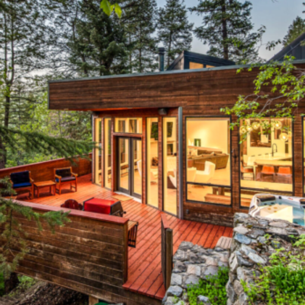 Great Outdoors: Win $3,000 in Vrbo Vacation Rentals