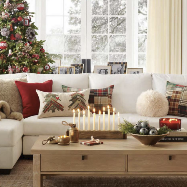 Pottery Barn Holiday Home: Win a $1,000 Gift Card